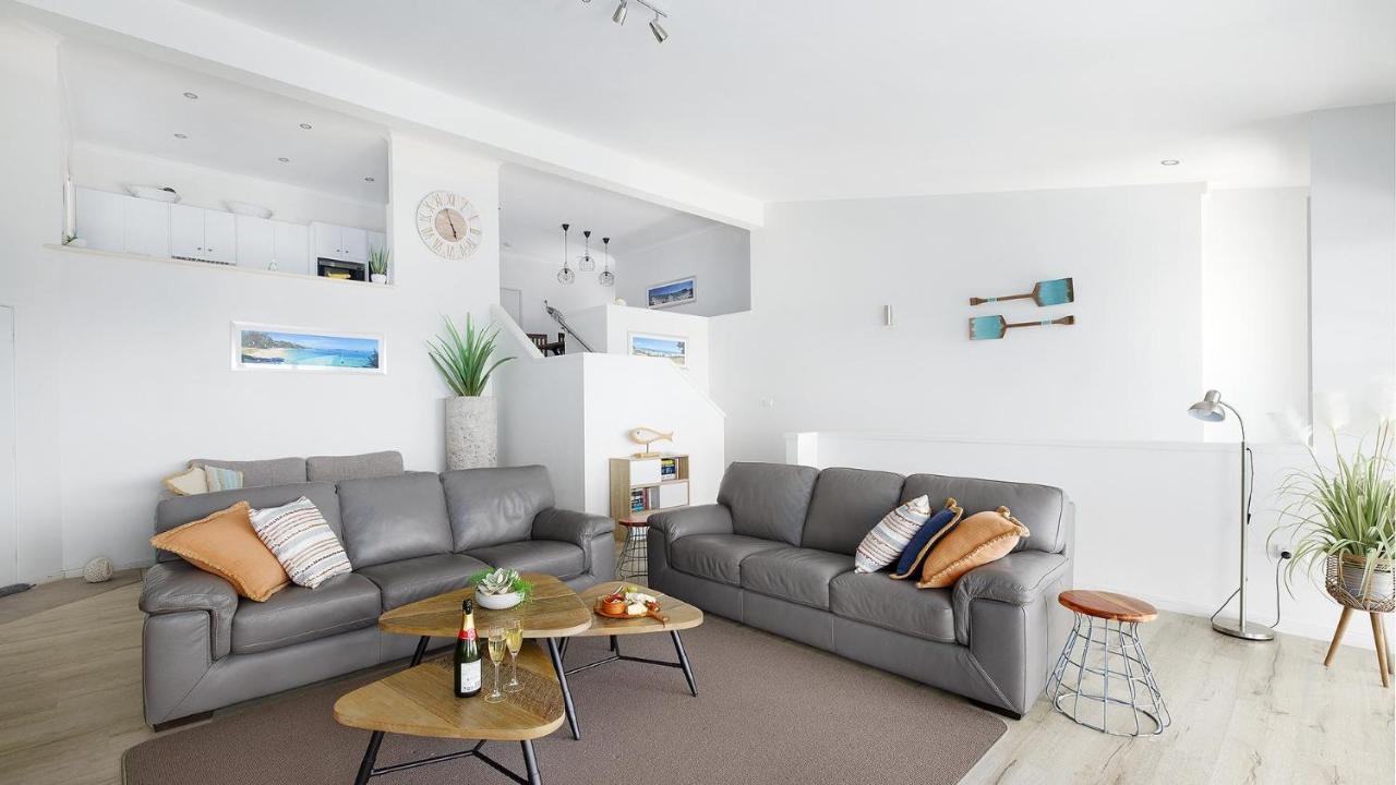 Dutchie'S Sand & Sea Beach House - Easy Walk To The Beach 넬슨베이 외부 사진